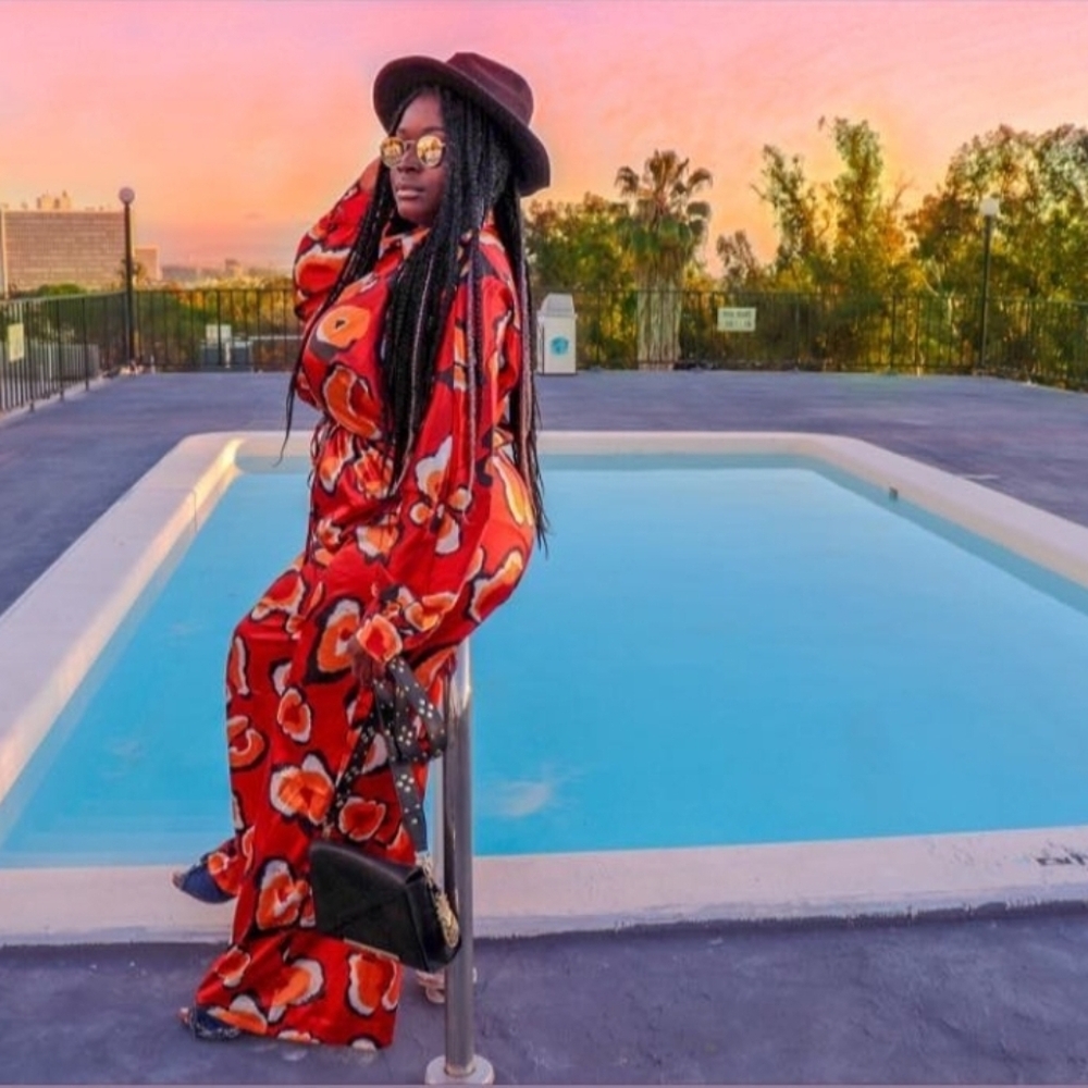 Pretty Little Thing - Leopard Jumpsuit - Picture 3 of 13